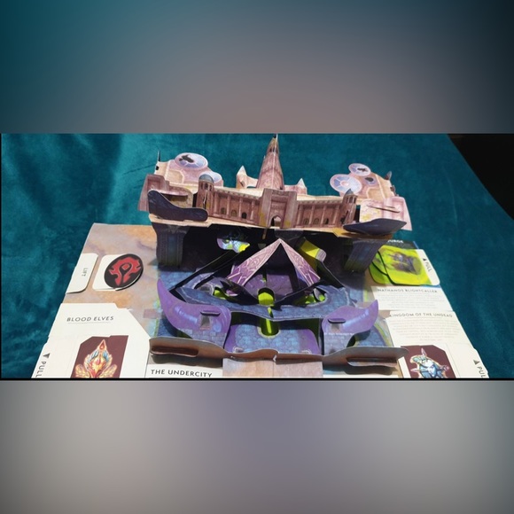 World of Warcraft Pop-Up Book - Picture 5 of 7